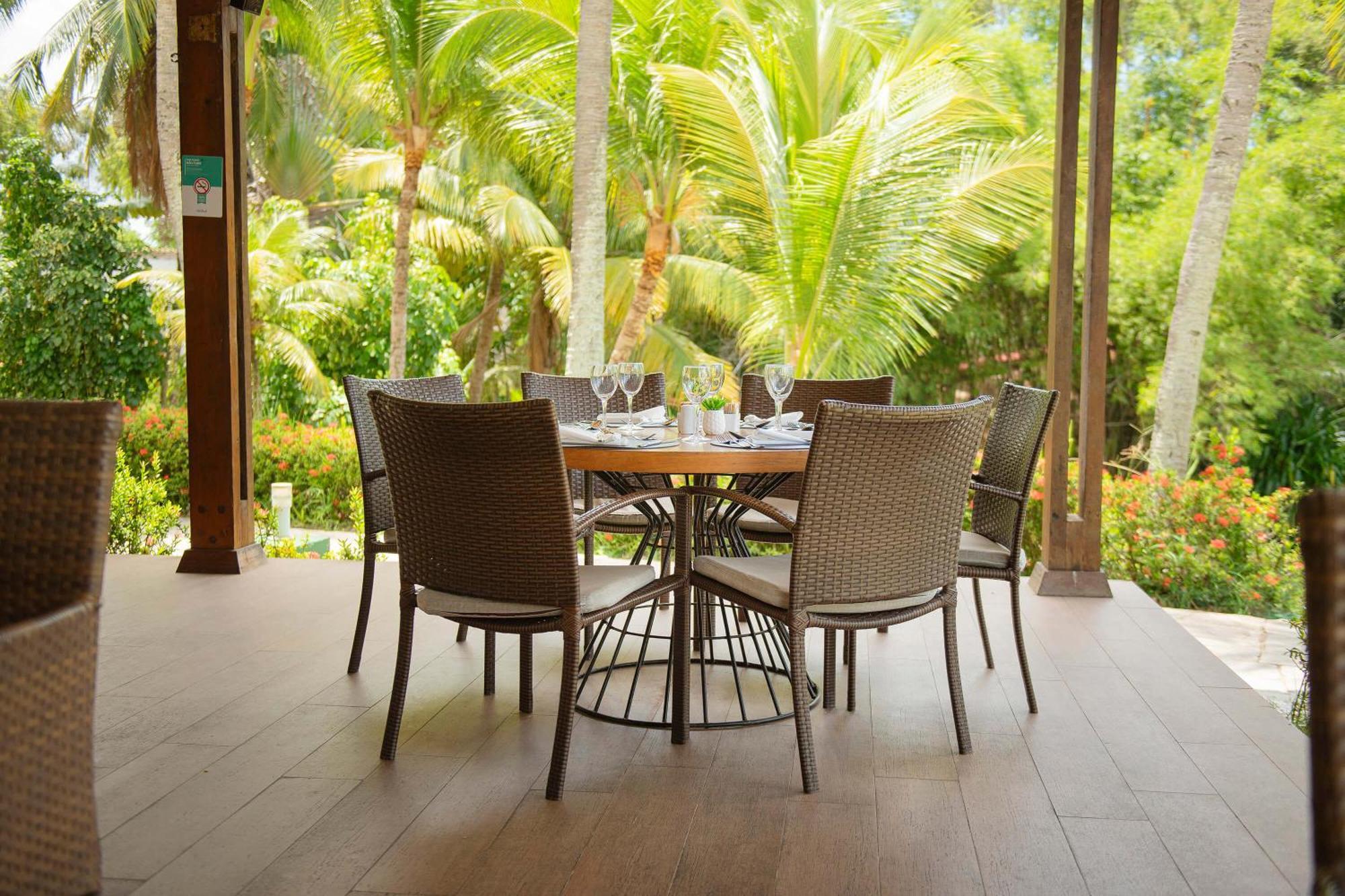 Hotel Deville Prime Salvador Luaran gambar The Deck